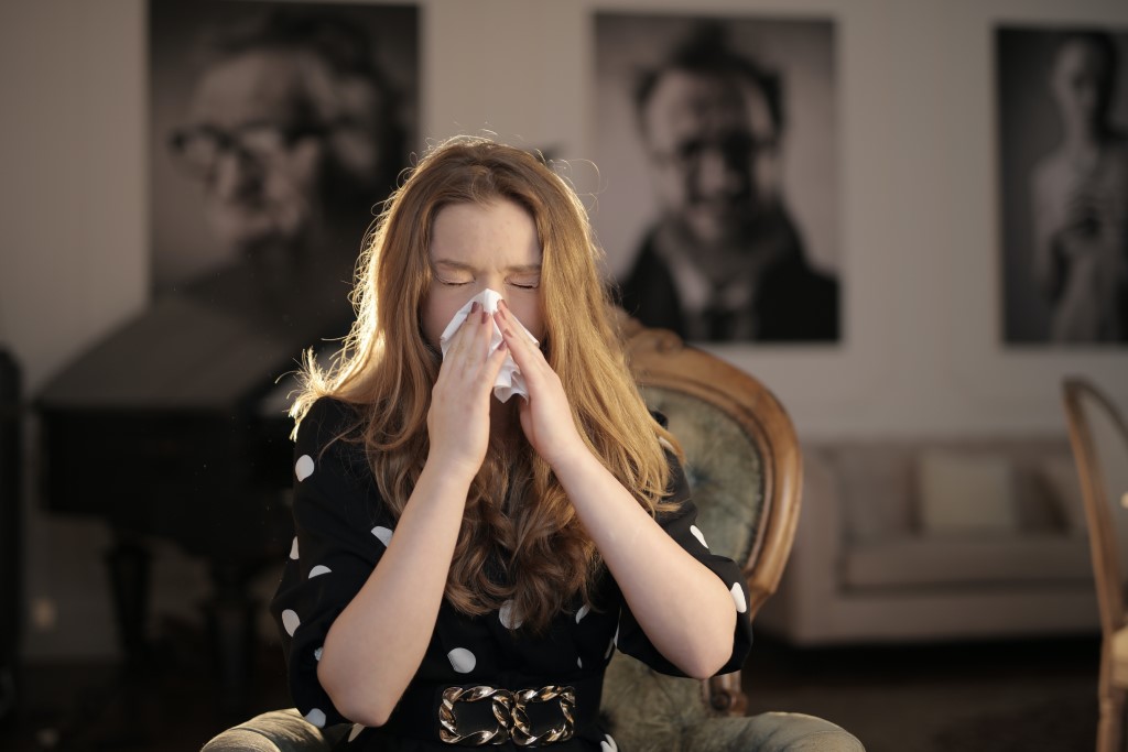 Nas doenças respiratórias, espirro é um dos sintomas.